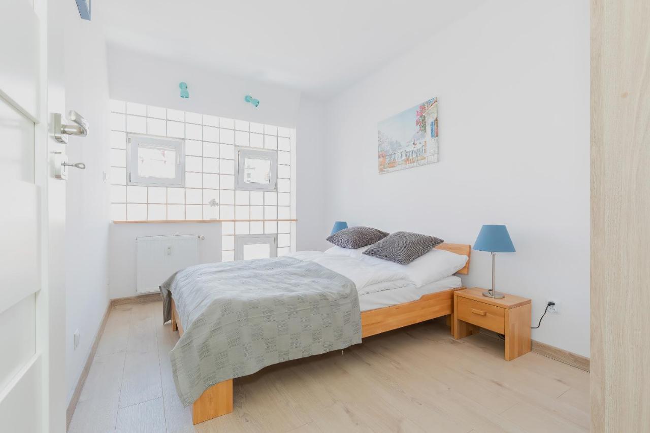Port Cicha Street By Jantar Apartment