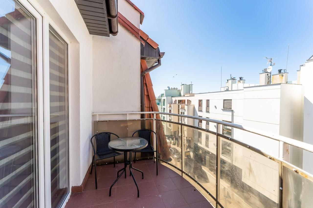 Apartment Port Cicha Street By Jantar *